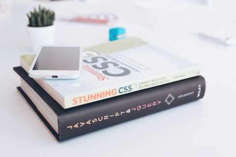 Tailwind CSS styling